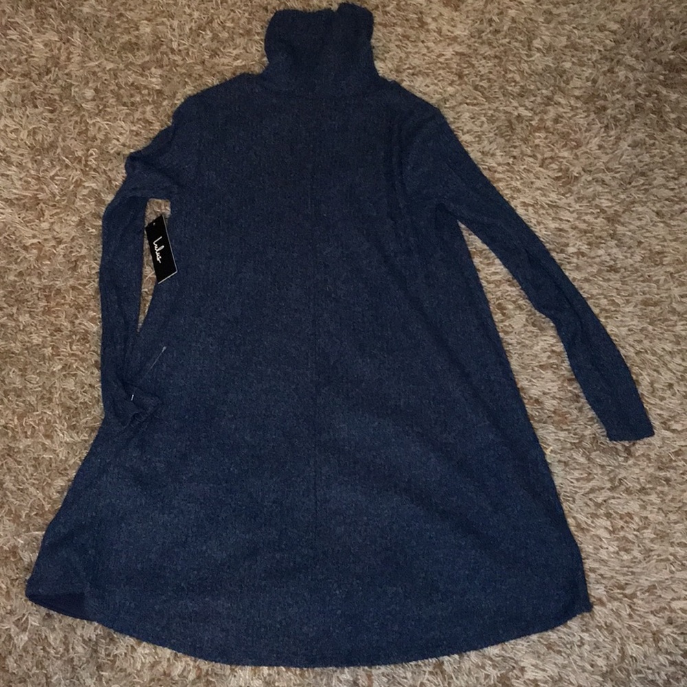 Lulu’s dress - Picture 4 of 7